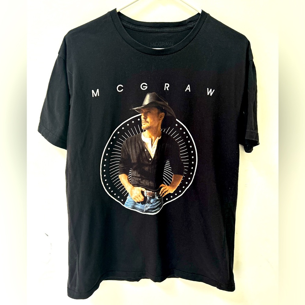 Tim McGraw Tour 2019 Graphic T-Shirt Size Large